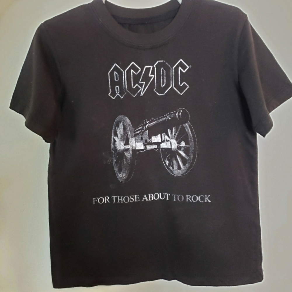 T shirt